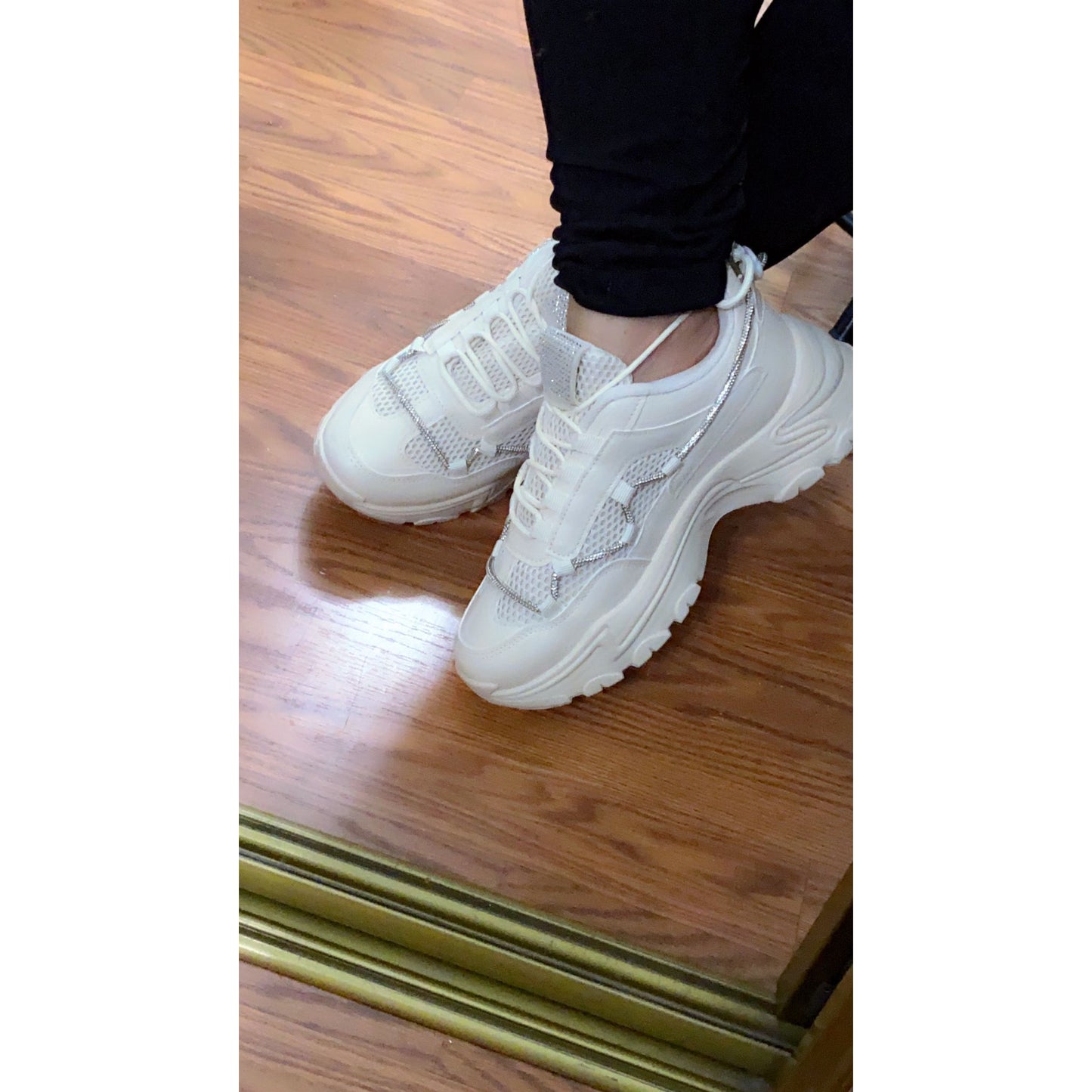 CUTSEY Fall Rhinestone Rope Beige Sneaker