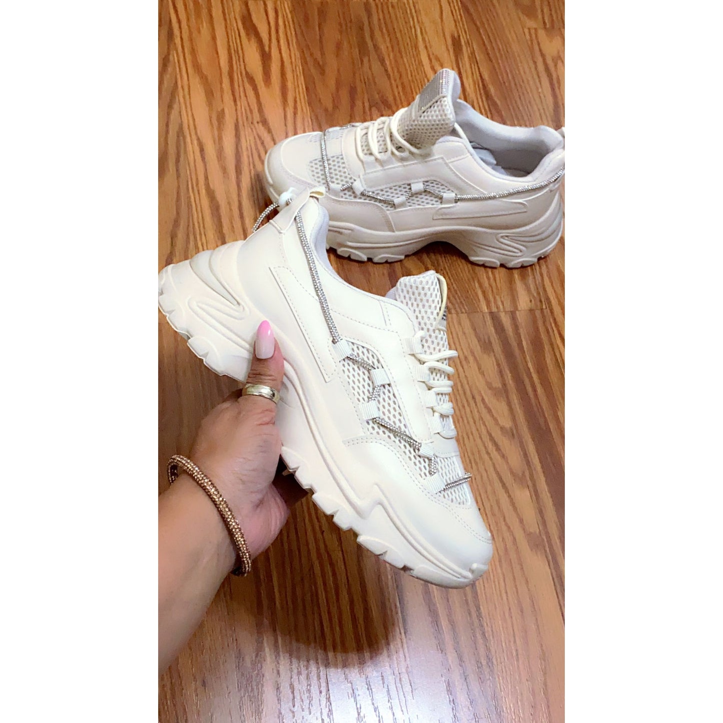 CUTSEY Fall Rhinestone Rope Beige Sneaker